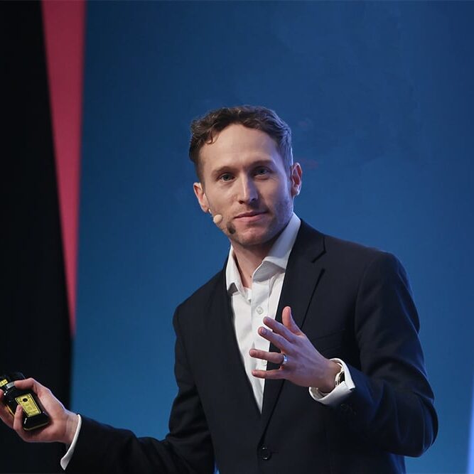 Benjamin Laker